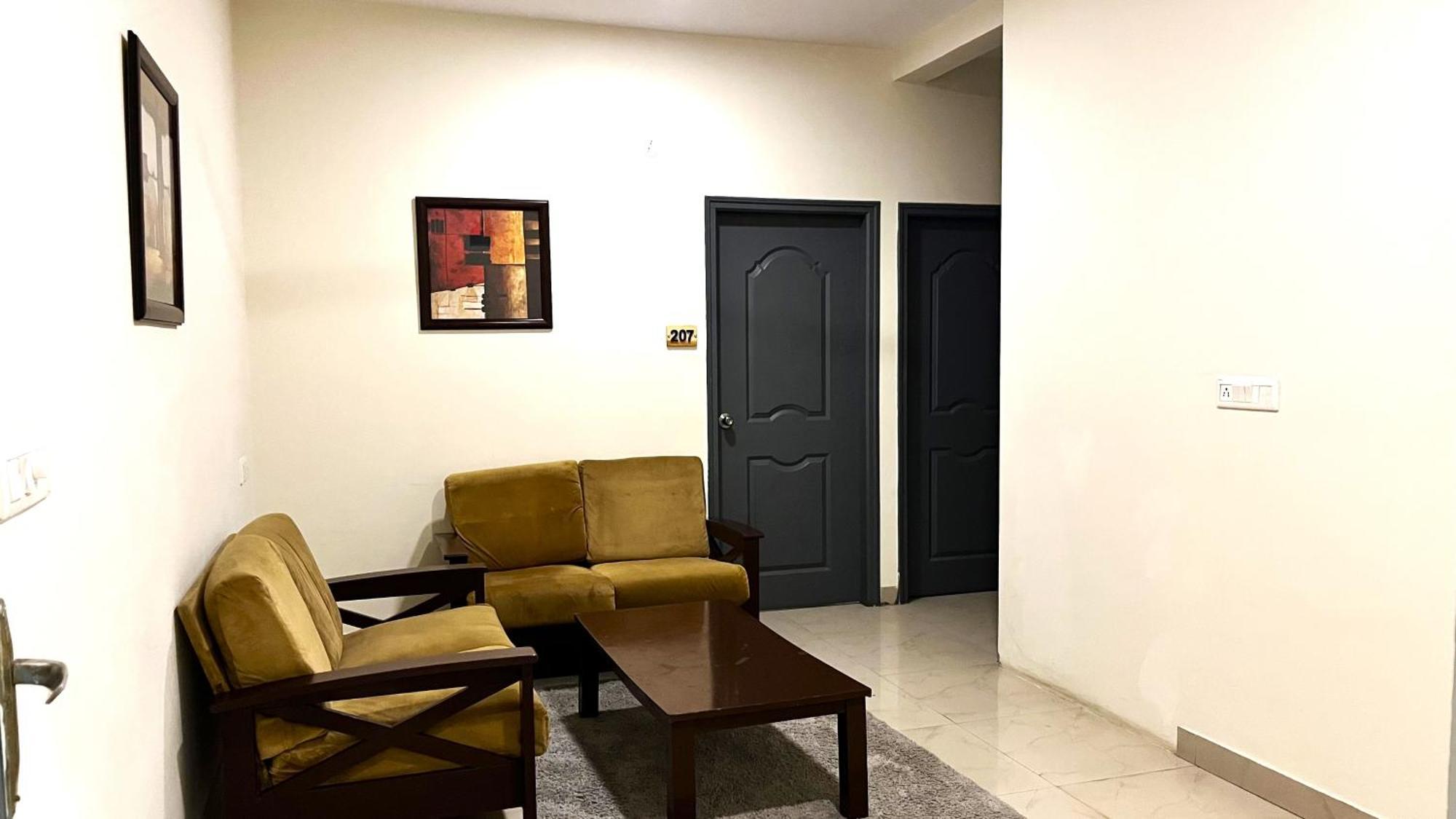 Athasri Hotel Hsr Layout บังกาลอร์ ภายนอก รูปภาพ