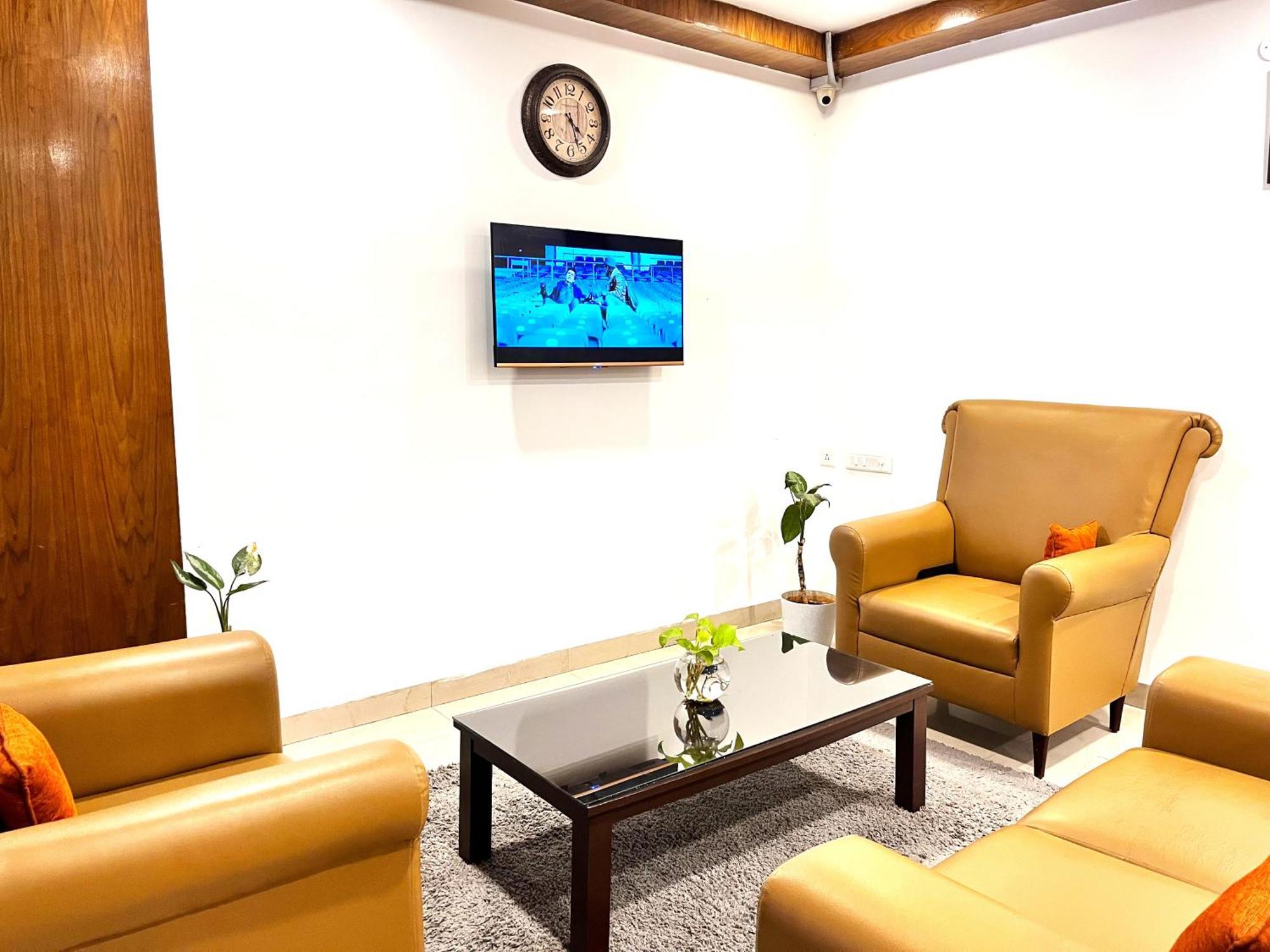 Athasri Hotel Hsr Layout บังกาลอร์ ภายนอก รูปภาพ