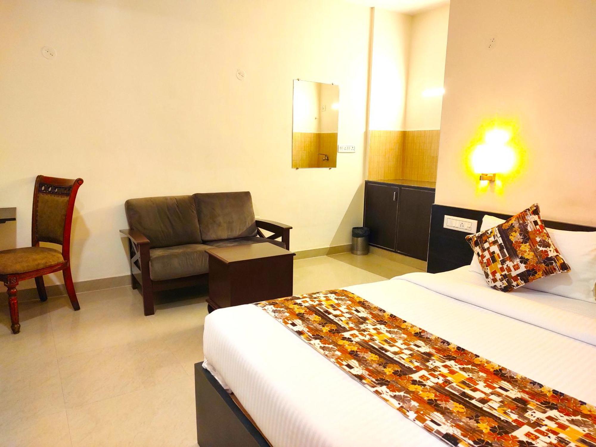 Athasri Hotel Hsr Layout บังกาลอร์ ภายนอก รูปภาพ