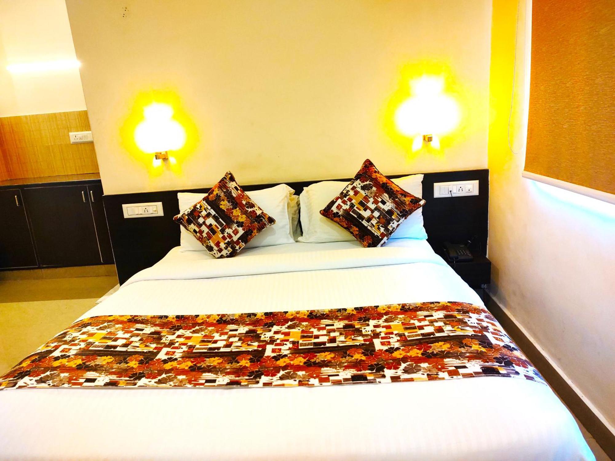 Athasri Hotel Hsr Layout บังกาลอร์ ภายนอก รูปภาพ