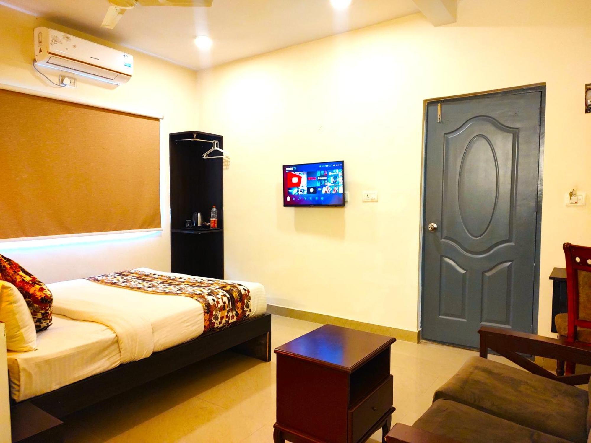 Athasri Hotel Hsr Layout บังกาลอร์ ภายนอก รูปภาพ