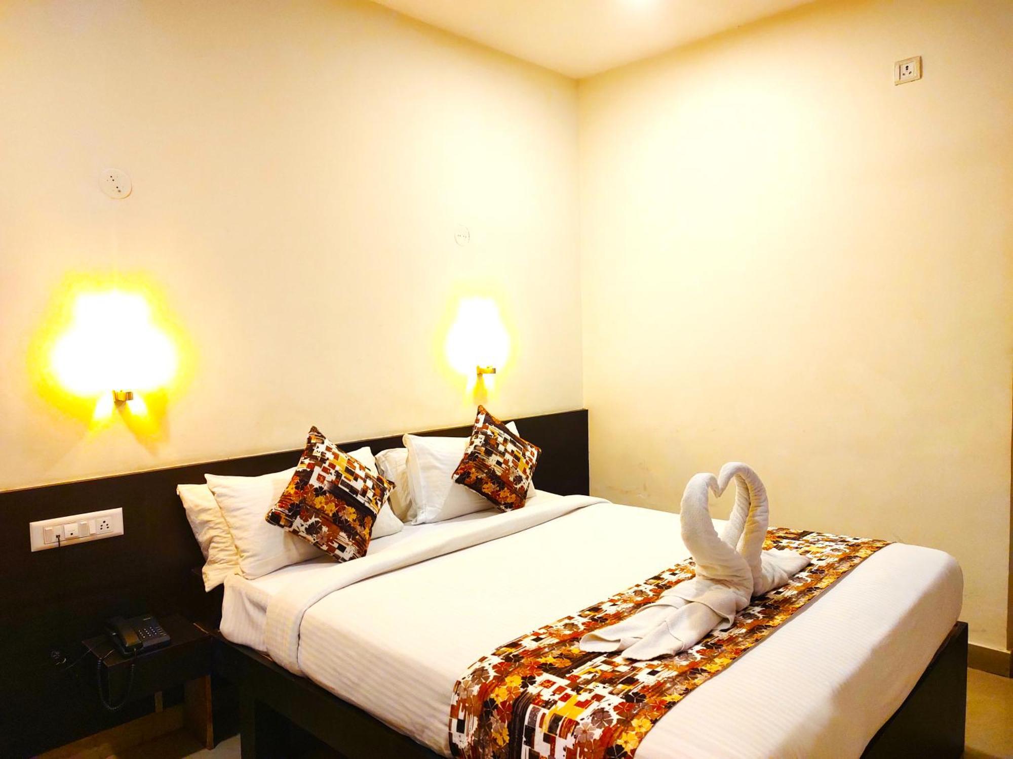 Athasri Hotel Hsr Layout บังกาลอร์ ภายนอก รูปภาพ