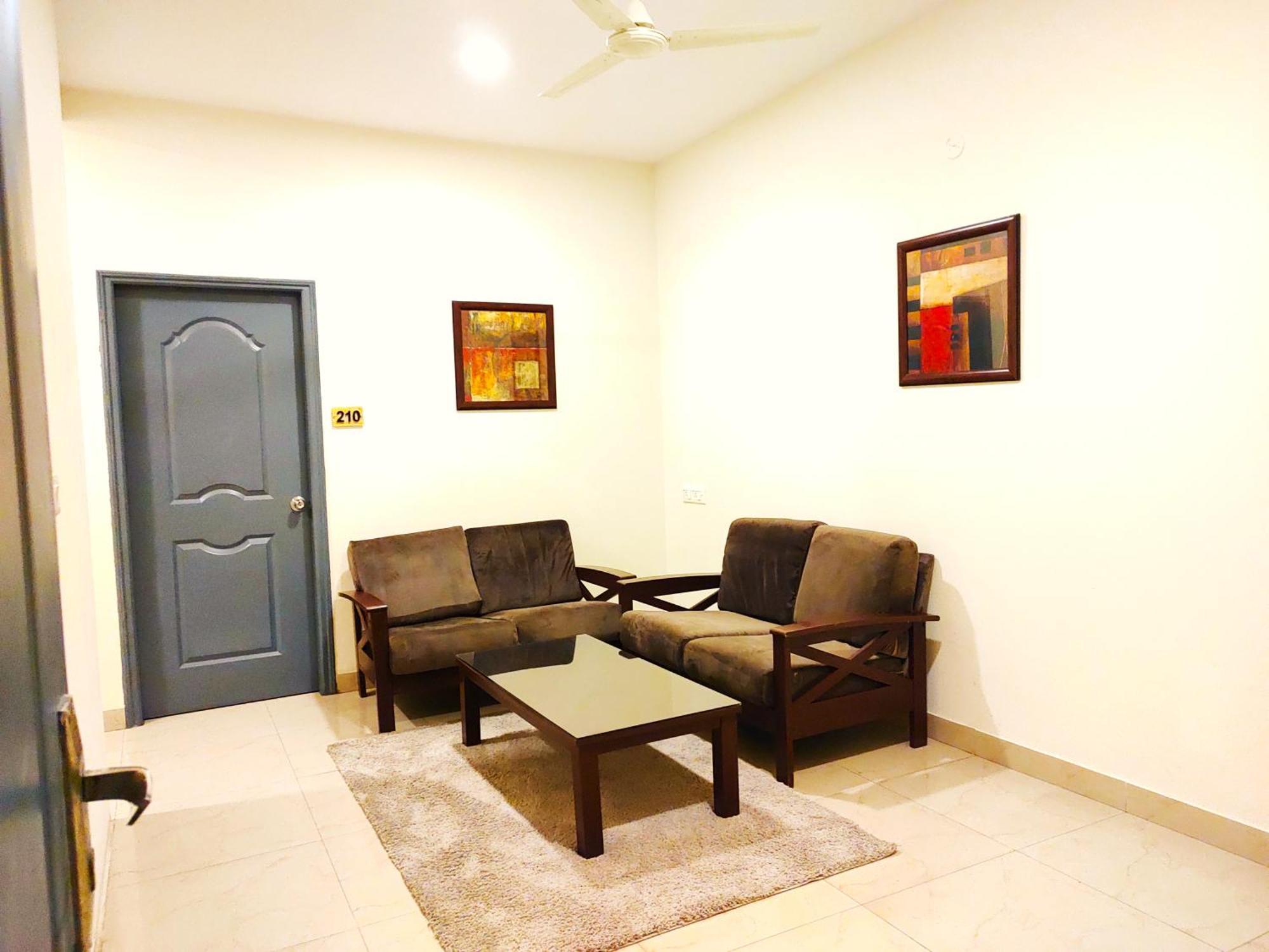 Athasri Hotel Hsr Layout บังกาลอร์ ภายนอก รูปภาพ