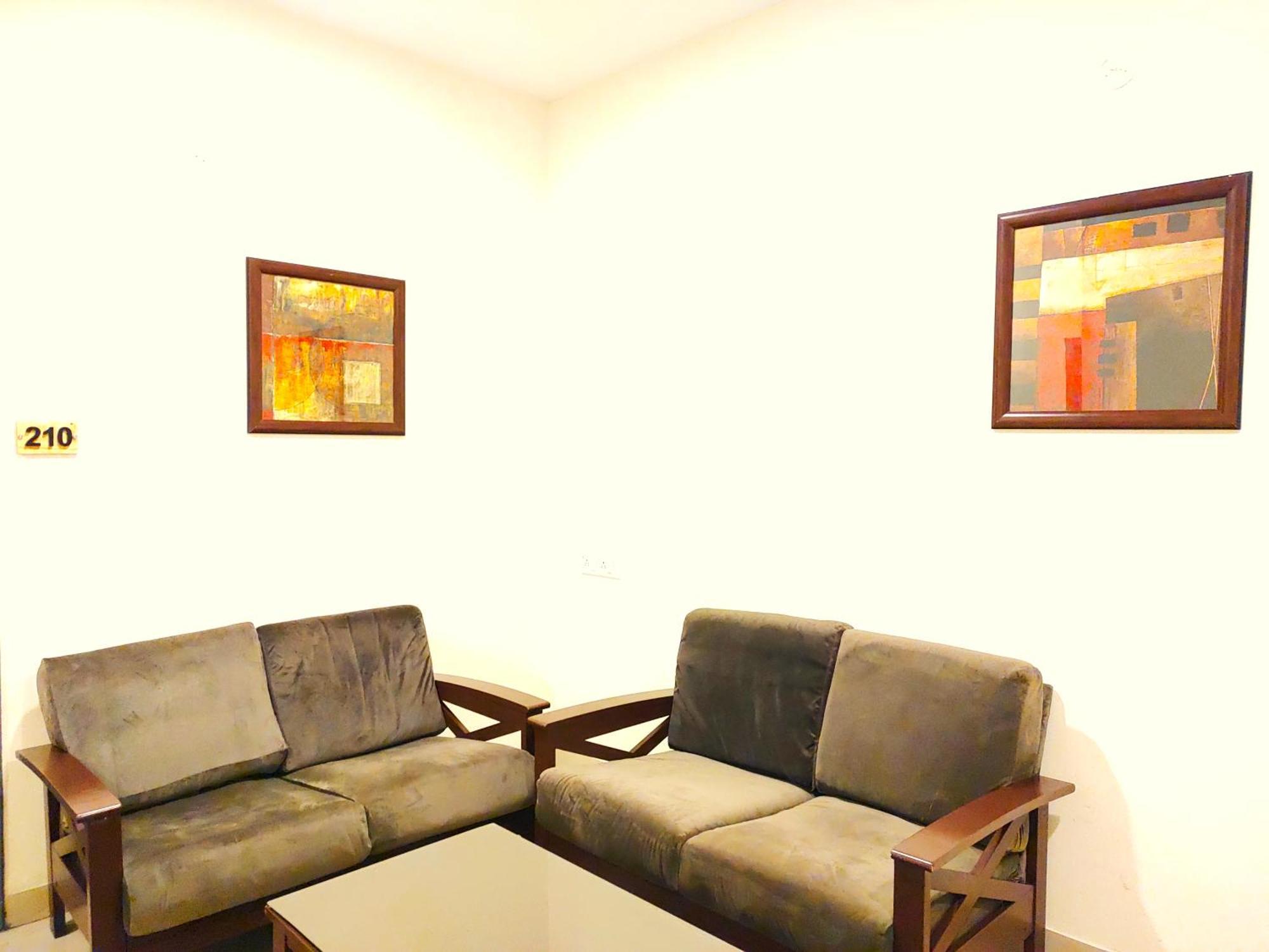 Athasri Hotel Hsr Layout บังกาลอร์ ภายนอก รูปภาพ